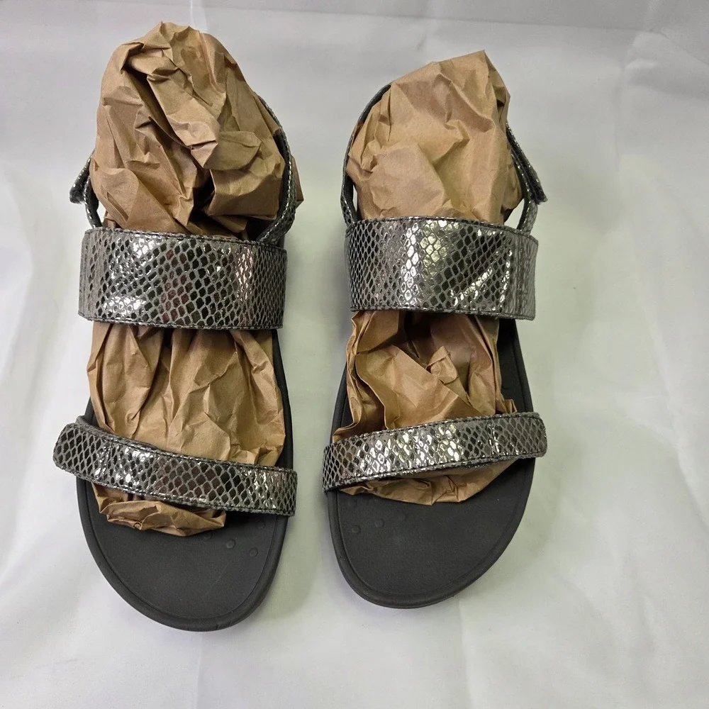 Vionic Bolinas Women's Size 9 Block Heel Strappy Sandal Silver Snake Print Comfy